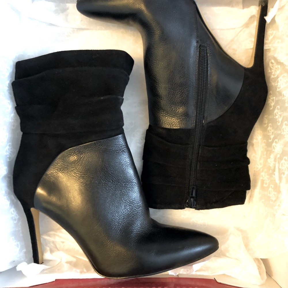 Guess VVivlet Bootie Immaculate Style